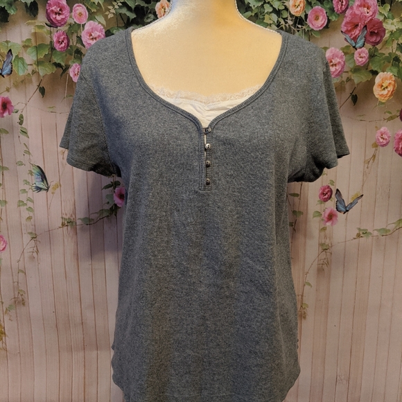 Faded Glory Tops - Faded Glory Layered Top 2X (runs like an x large)